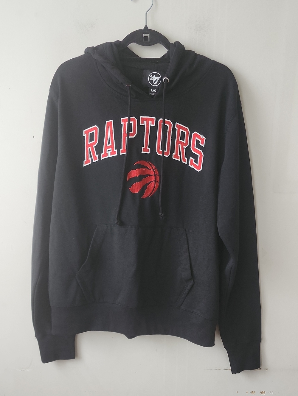 47 Brand Toronto Raptors Black and Red Crewneck Sweatshirt
